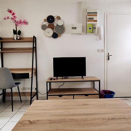 Appartement Style Industriel Au Centre De ドゥエー エクステリア 写真