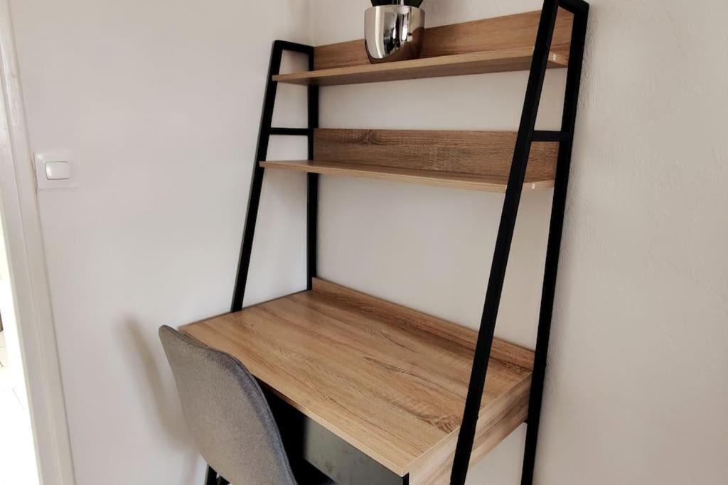 Appartement Style Industriel Au Centre De ドゥエー エクステリア 写真