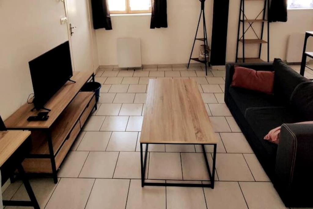 Appartement Style Industriel Au Centre De ドゥエー エクステリア 写真